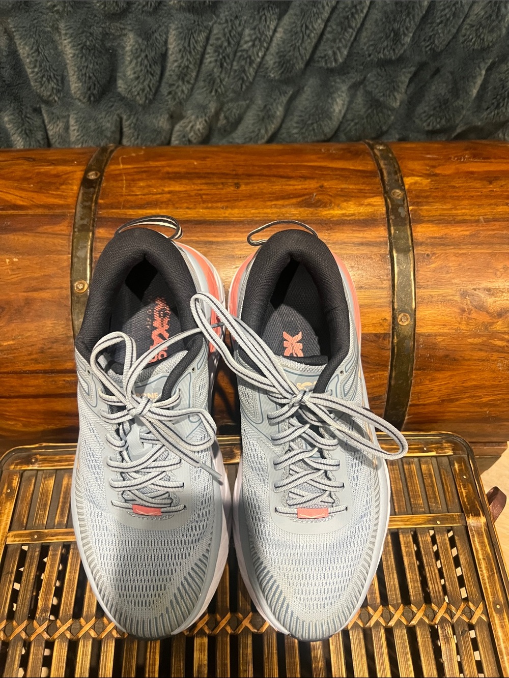 HOKA Bondi 8 Running Shoes – Light Gray/Coral – Excellent Pre-Owned Condition - Picture 3 of 8